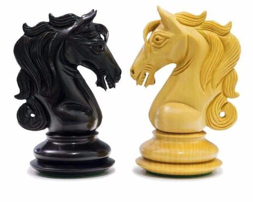 Jeu d'Echecs "Cavalerie" en Bois d'Ebène et Buis